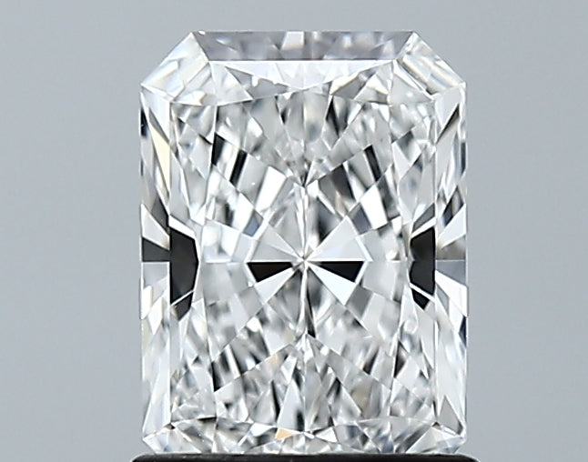 Lab-Grown 1.22 Carat Radiant Cut Diamond color E Clarity VVS2 With GIA Certificate, precious stones, engagement diamonds