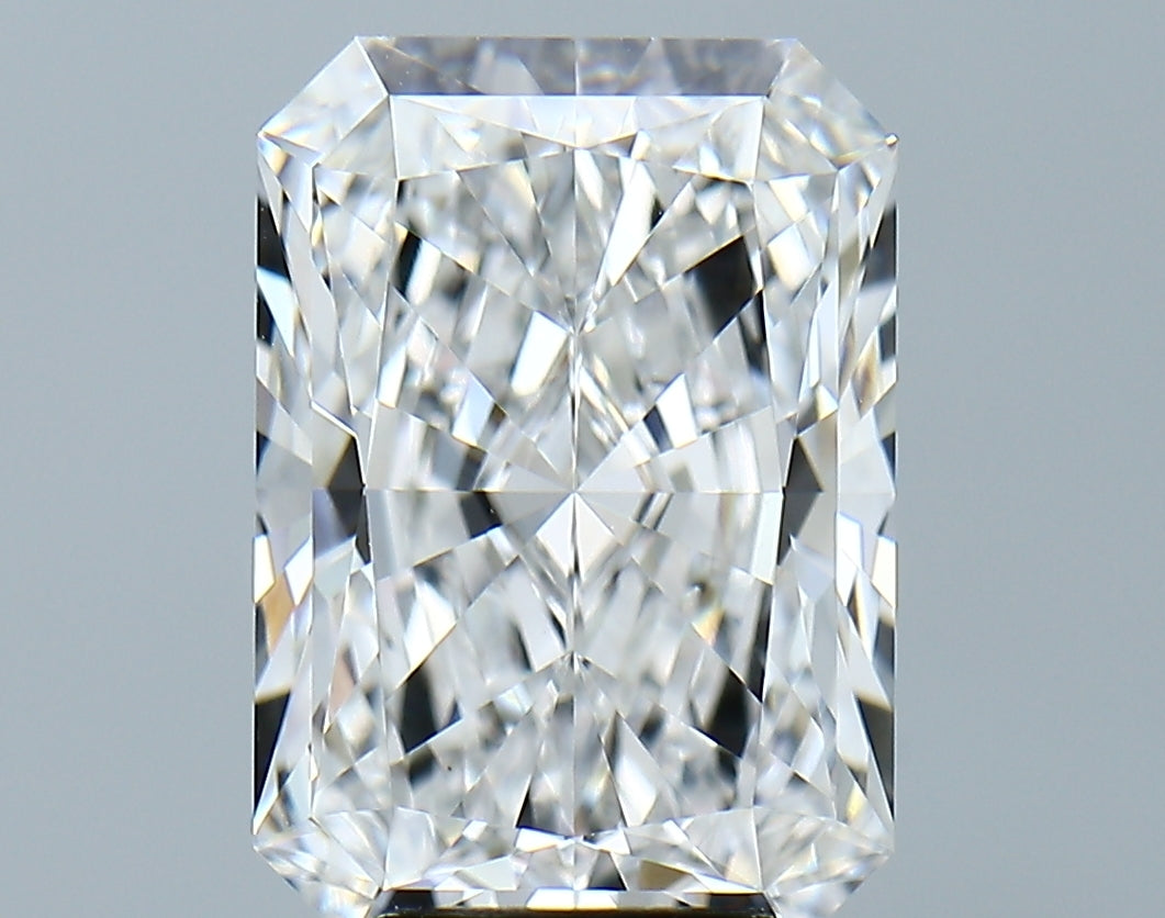 Lab-Grown 5.34 Carat Radiant Cut Diamond color E Clarity VS1 With GIA Certificate, precious stones, engagement diamonds