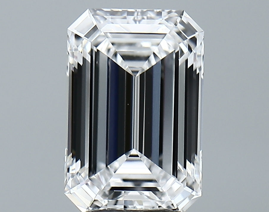 Lab-Grown 2.89 Carat Emerald Cut Diamond color D Clarity VVS2, precious stones, engagement diamonds