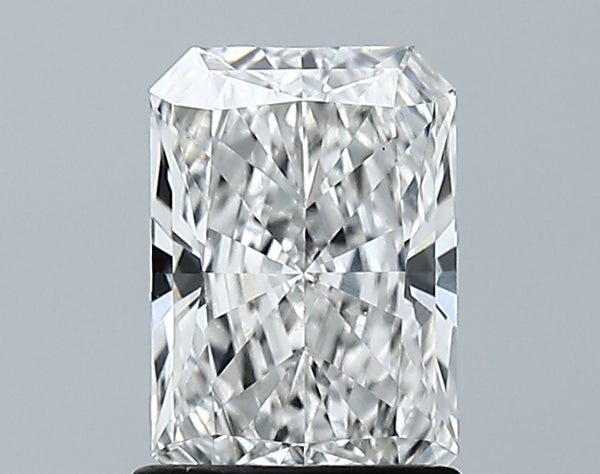 Lab-Grown 1.25 Carat Radiant Cut Diamond color F Clarity VVS2, precious stones, engagement diamonds