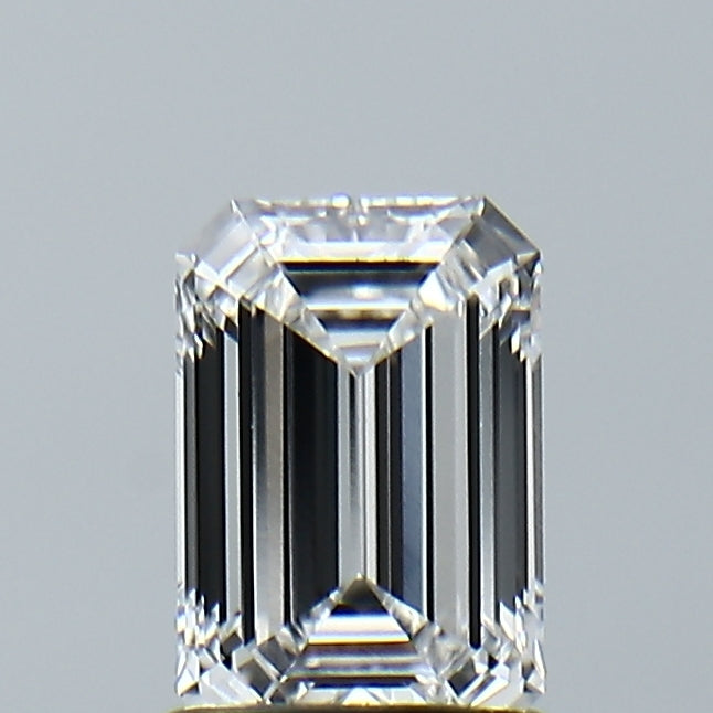 Lab-Grown 1.09 Carat Emerald Cut Diamond color E Clarity VS1, precious stones, engagement diamonds