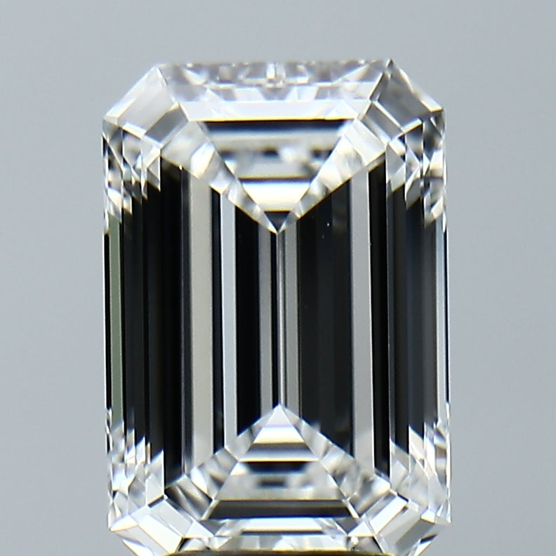 Lab-Grown 3.59 Carat Emerald Cut Diamond color E Clarity VVS2, precious stones, engagement diamonds