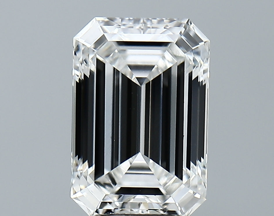 Lab-Grown 3.18 Carat Emerald Cut Diamond color E Clarity VVS1, precious stones, engagement diamonds