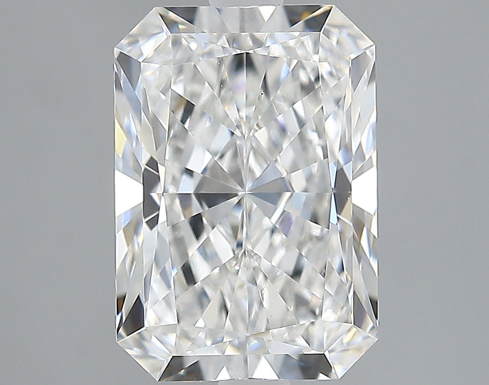 Lab-Grown 2.66 Carat Radiant Cut Diamond color E Clarity VS1, precious stones, engagement diamonds