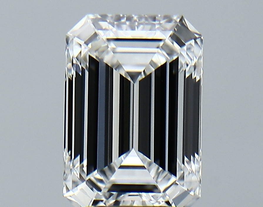 Lab-Grown 3.18 Carat Emerald Cut Diamond color E Clarity VVS2, precious stones, engagement diamonds