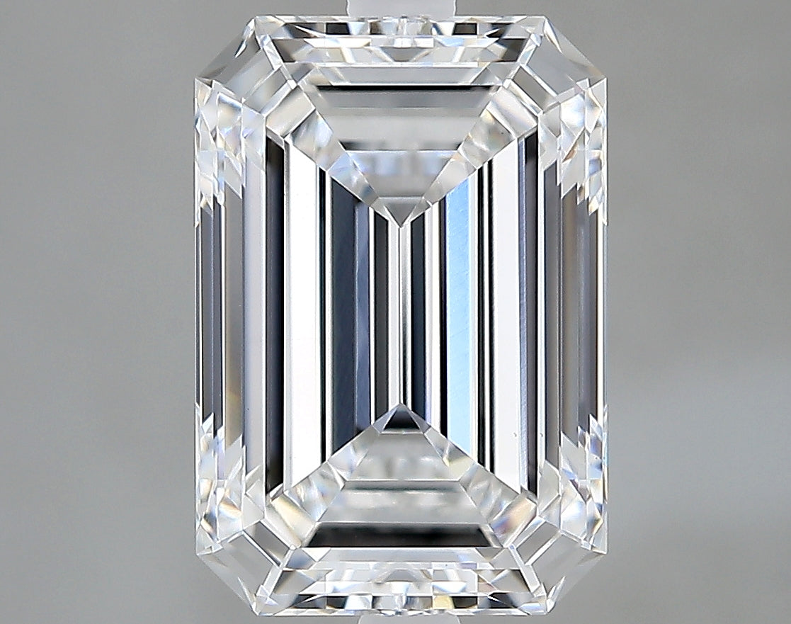 Lab-Grown 3.52 Carat Emerald Cut Diamond color E Clarity VVS2, precious stones, engagement diamonds