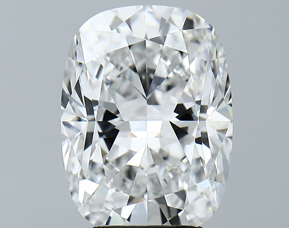 Lab-Grown 4.53 Carat Cushion Brilliant Diamond color E Clarity VS1 With GIA Certificate, precious stones, engagement diamonds