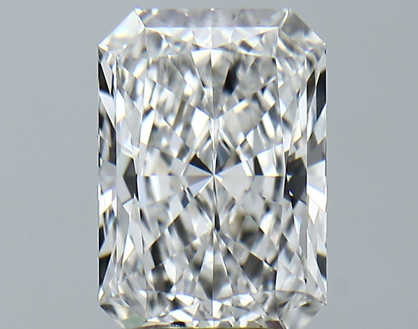 Lab-Grown 3.28 Carat Radiant Cut Diamond color E Clarity VVS2, precious stones, engagement diamonds