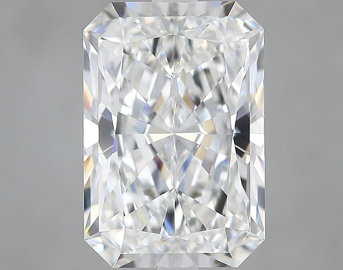 Lab-Grown 3.98 Carat Radiant Cut Diamond color E Clarity VVS2, precious stones, engagement diamonds