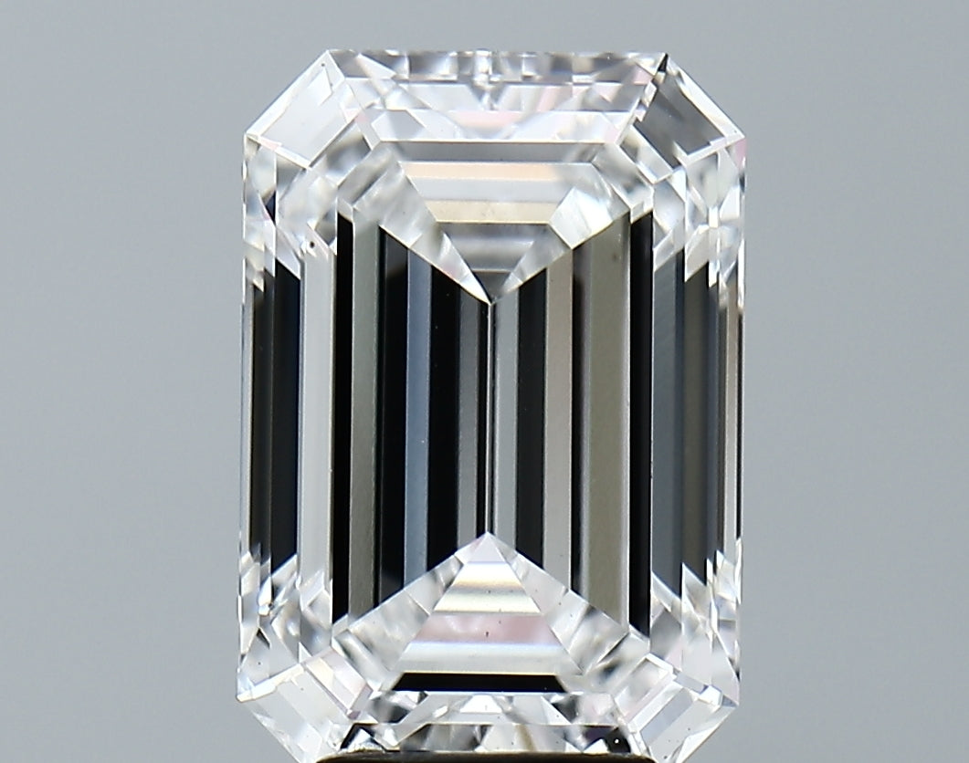 Lab-Grown 5.04 Carat Emerald Cut Diamond color E Clarity VS1, precious stones, engagement diamonds