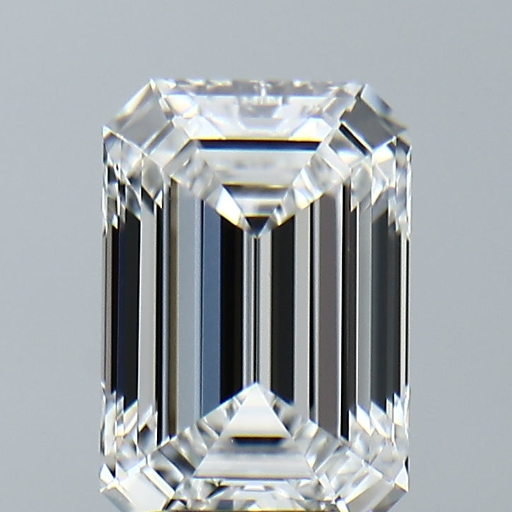 Lab-Grown 2.55 Carat Emerald Cut Diamond color E Clarity VVS2, precious stones, engagement diamonds