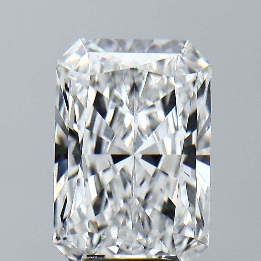 Lab-Grown 3.53 Carat Radiant Cut Diamond color E Clarity VVS2, precious stones, engagement diamonds
