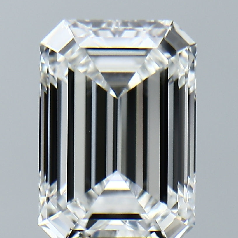 Lab-Grown 4.70 Carat Emerald Cut Diamond color E Clarity VVS2, precious stones, engagement diamonds