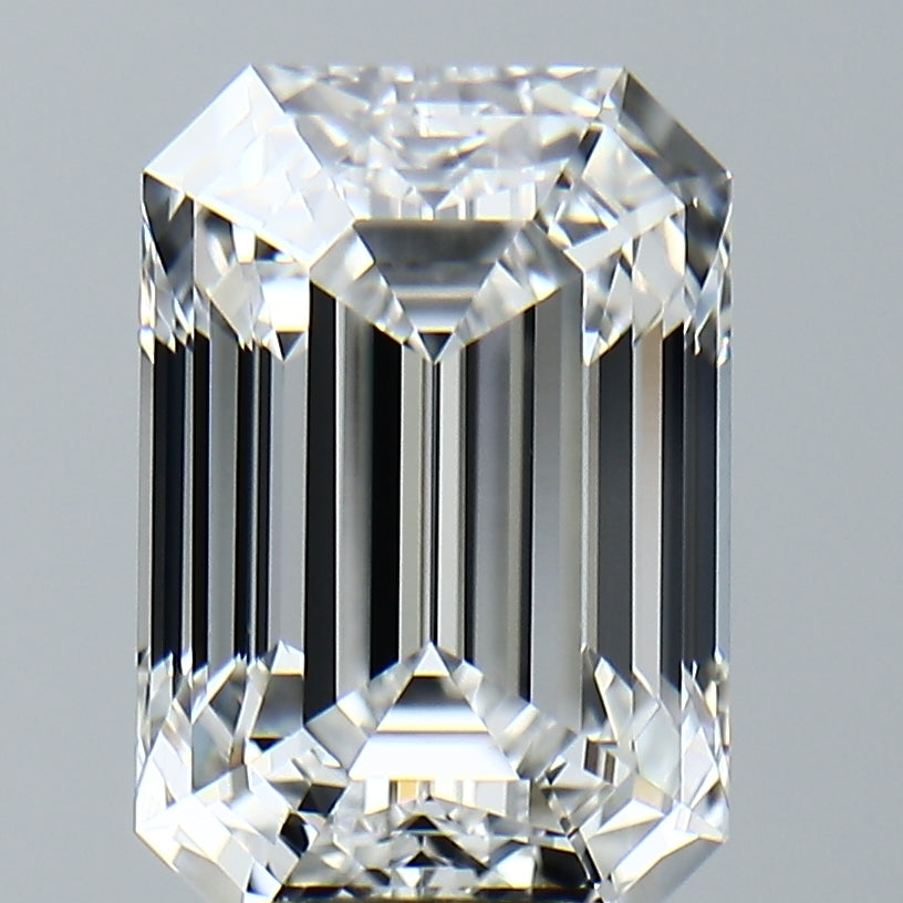 Lab-Grown 5.04 Carat Emerald Cut Diamond color E Clarity VVS2, precious stones, engagement diamonds