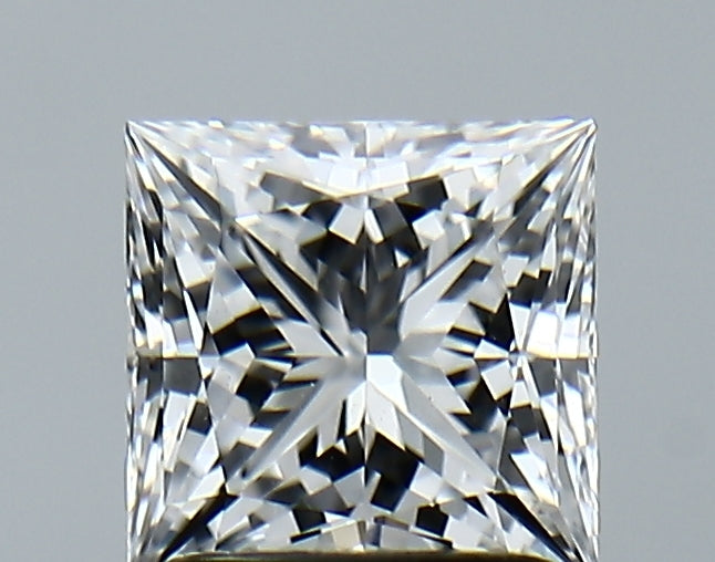 Lab-Grown 1.56 Carat Princess Cut Diamond color E Clarity VVS2 With GIA Certificate, precious stones, engagement diamonds