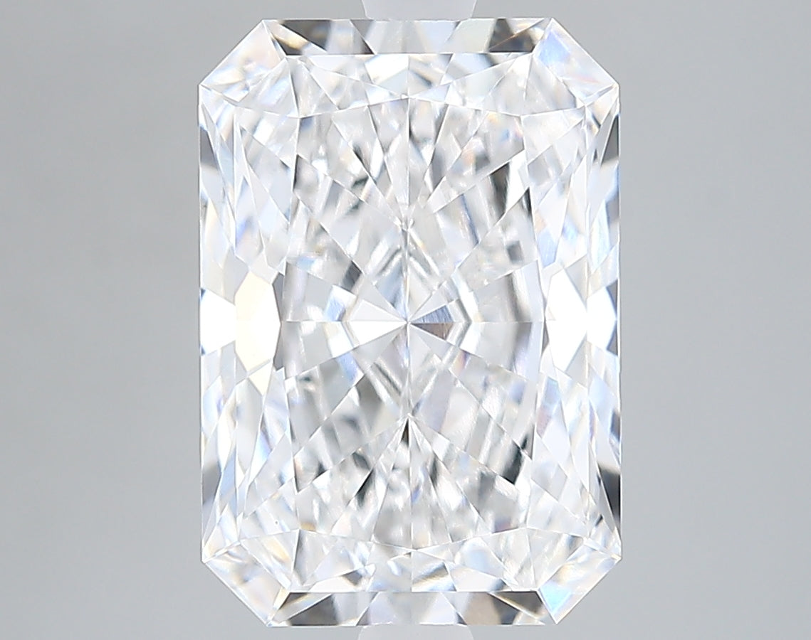 Lab-Grown 3.79 Carat Radiant Cut Diamond color E Clarity VS1 With GIA Certificate, precious stones, engagement diamonds