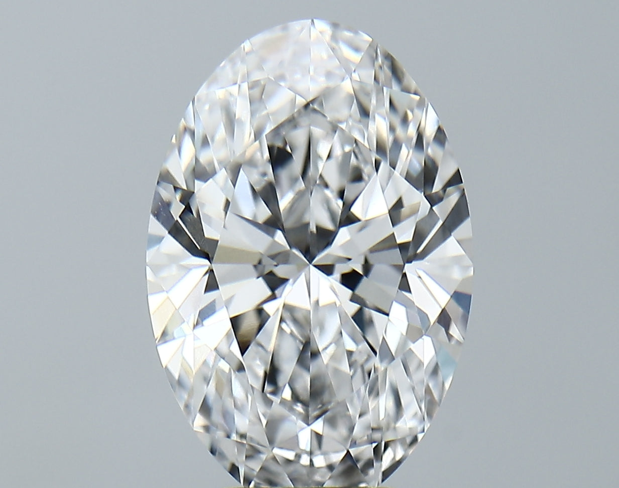 Lab-Grown 5.26 Carat Oval Shape Diamond color E Clarity VVS2 With GIA Certificate, precious stones, engagement diamonds
