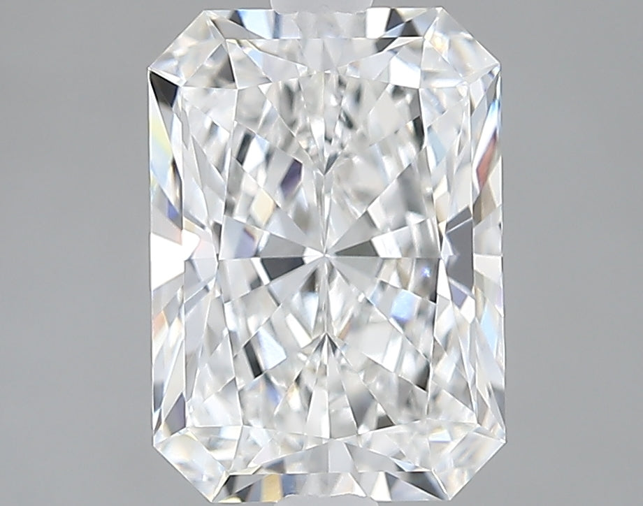 Lab-Grown 2.13 Carat Radiant Cut Diamond color E Clarity VVS1, precious stones, engagement diamonds
