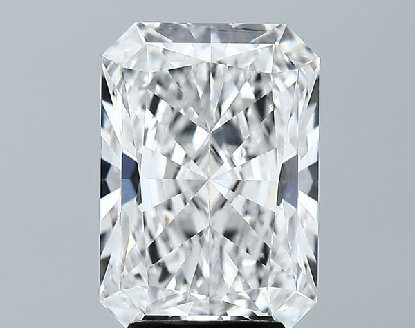 Lab-Grown 4.17 Carat Radiant Cut Diamond color E Clarity VVS2 With GIA Certificate, precious stones, engagement diamonds