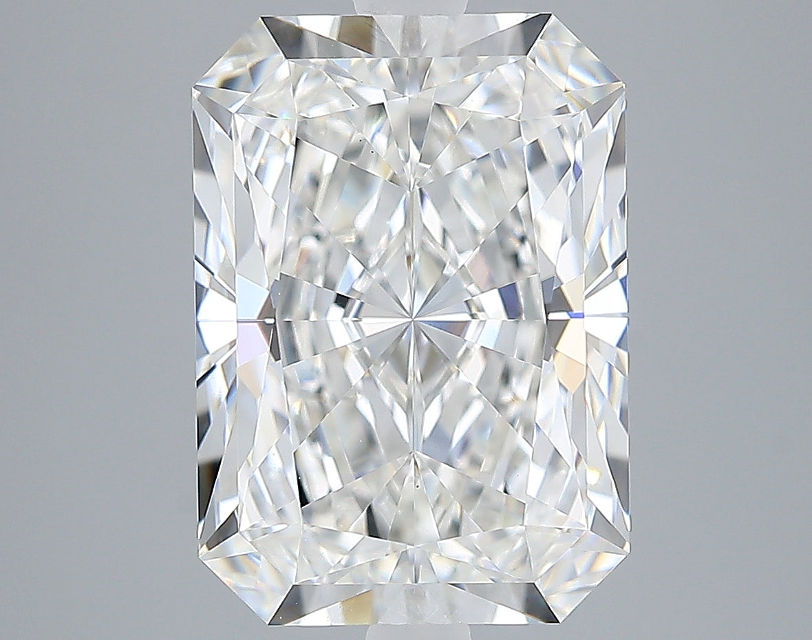 Lab-Grown 4.23 Carat Radiant Cut Diamond color E Clarity VS1, precious stones, engagement diamonds