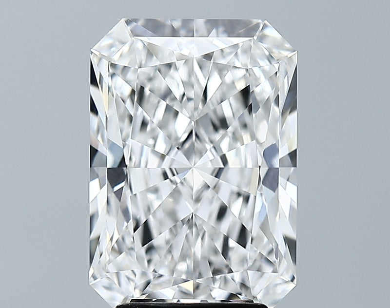 Lab-Grown 3.83 Carat Radiant Cut Diamond color E Clarity VVS2 With GIA Certificate, precious stones, engagement diamonds