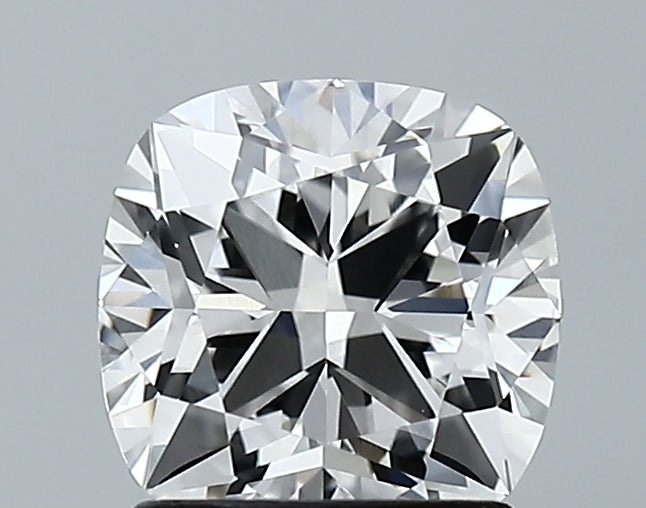 Lab-Grown 1.55 Carat Square Cushion Cut Diamond color E Clarity VVS1, precious stones, engagement diamonds