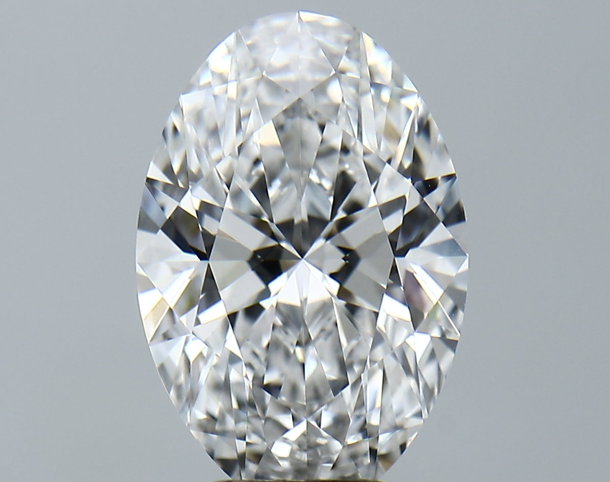 Lab-Grown 5.27 Carat Oval Shape Diamond color E Clarity VVS2 With GIA Certificate, precious stones, engagement diamonds