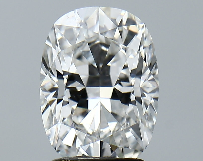Lab-Grown 2.33 Carat Cushion Brilliant Diamond color E Clarity VVS2, precious stones, engagement diamonds