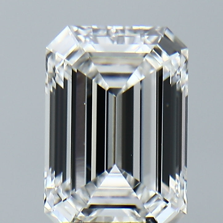 Lab-Grown 2.89 Carat Emerald Cut Diamond color E Clarity VVS2, precious stones, engagement diamonds