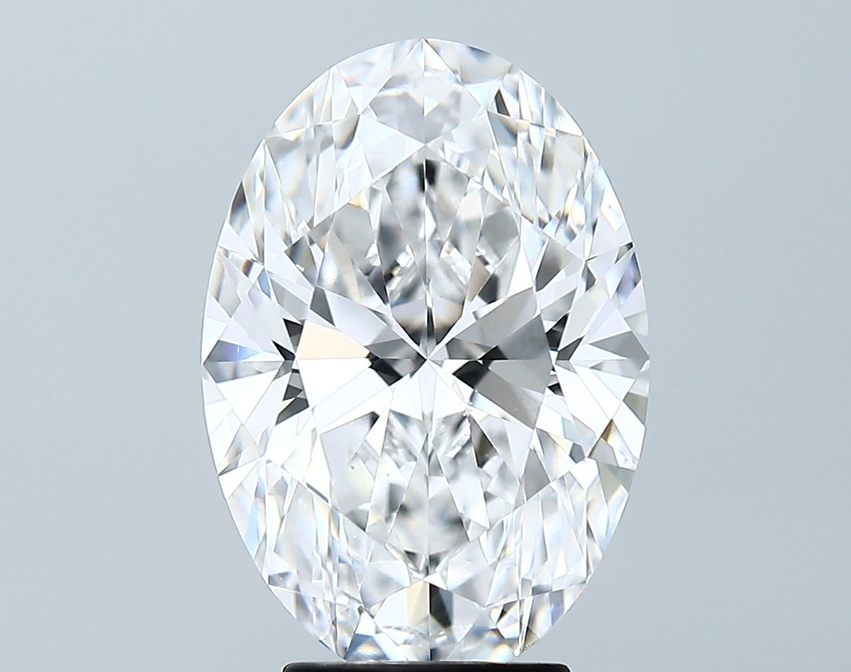 Lab-Grown 4.58 Carat Oval Shape Diamond color E Clarity VVS2 With GIA Certificate, precious stones, engagement diamonds