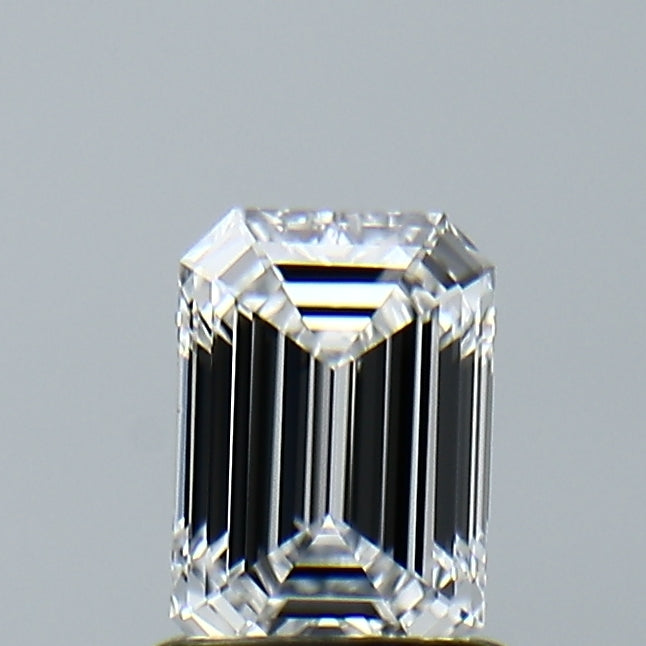 Lab-Grown 1.00 Carat Emerald Cut Diamond color D Clarity VVS2, precious stones, engagement diamonds