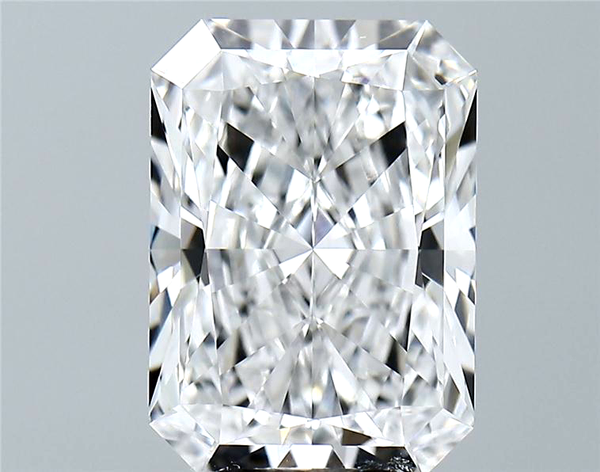 Lab-Grown 4.77 Carat Radiant Cut Diamond color E Clarity VVS2 With GIA Certificate, precious stones, engagement diamonds