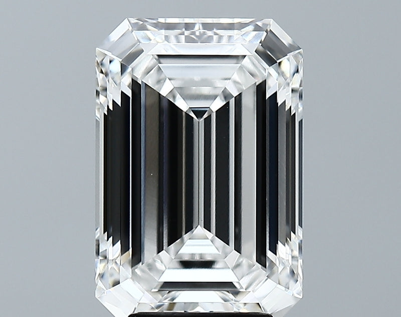 Lab-Grown 4.65 Carat Emerald Cut Diamond color E Clarity VS1 With GIA Certificate, precious stones, engagement diamonds