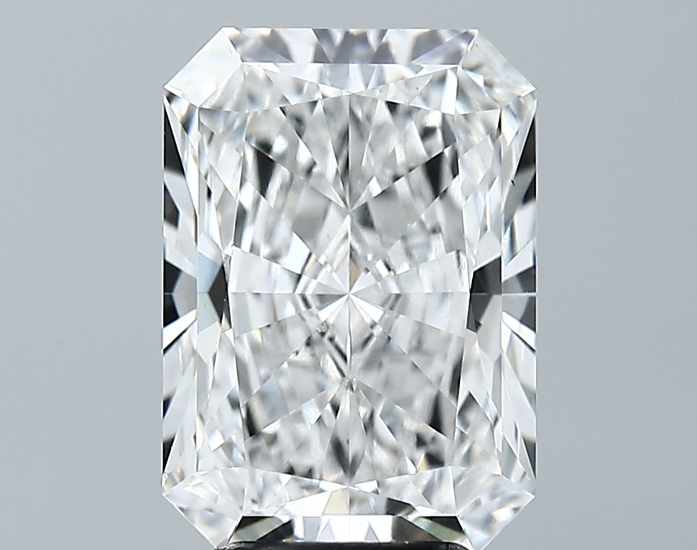 Lab-Grown 4.05 Carat Radiant Cut Diamond color E Clarity VS2 With GIA Certificate, precious stones, engagement diamonds
