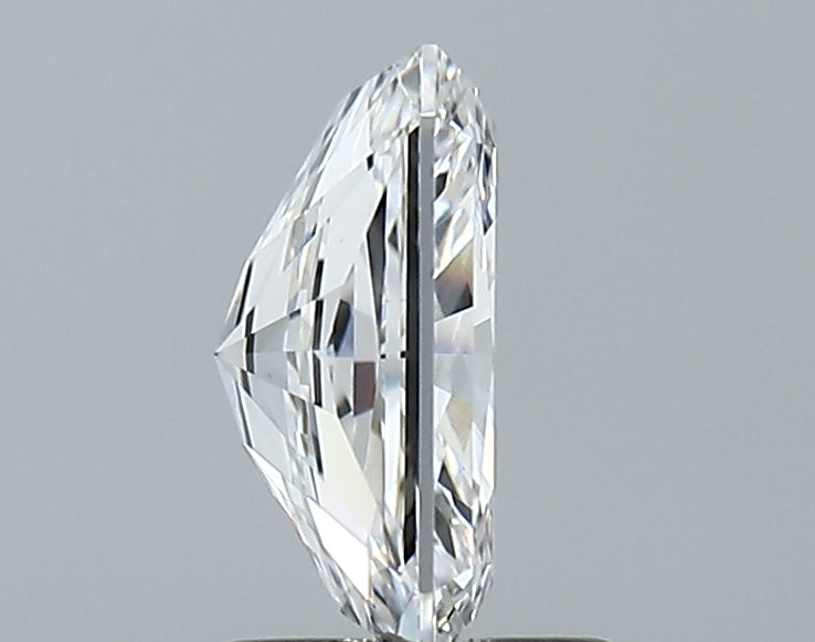 Lab-Grown 1.56 Carat Radiant Cut Diamond color D Clarity VS1, precious stones, engagement diamonds