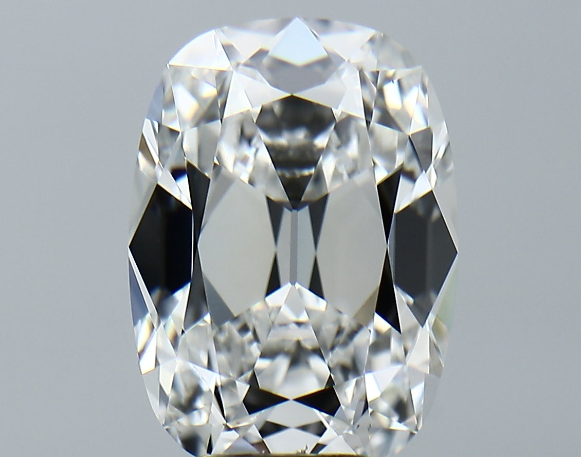 Lab-Grown 5.92 Carat Antique Cushion Cut Diamond color E Clarity VVS2, precious stones, engagement diamonds