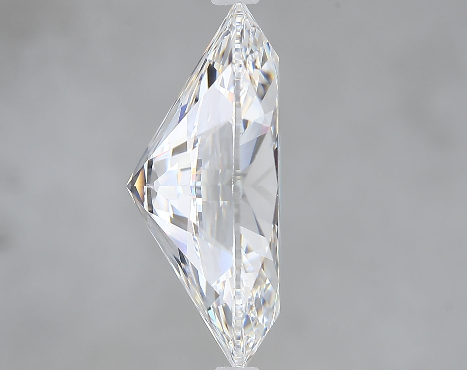 Lab-Grown 6.79 Carat Oval Shape Diamond color E Clarity VS1 With GIA Certificate, precious stones, engagement diamonds