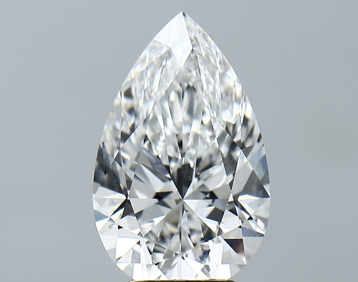 Lab-Grown 3.87 Carat Pear Shape Diamond color E Clarity VVS2 With GIA Certificate, precious stones, engagement diamonds