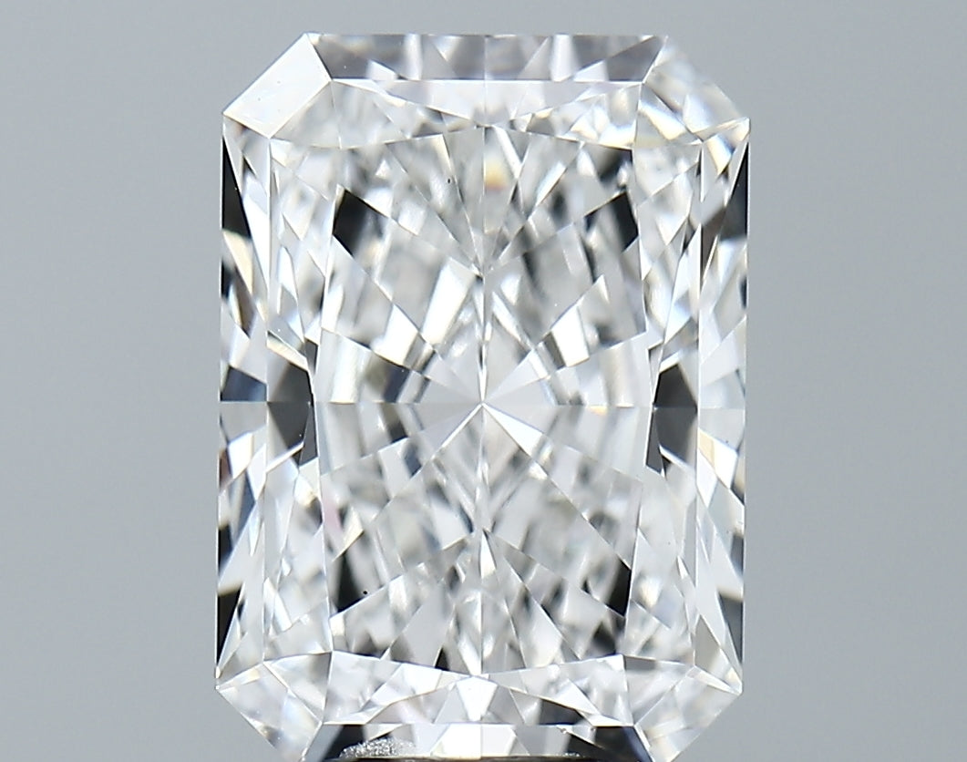 Lab-Grown 5.11 Carat Radiant Cut Diamond color E Clarity VS1, precious stones, engagement diamonds