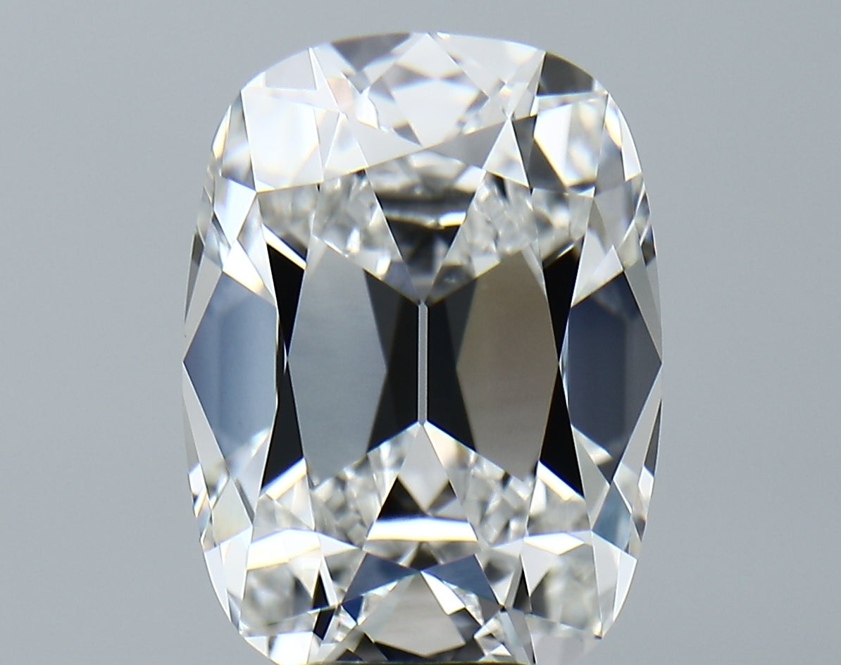 Lab-Grown 7.27 Carat Antique Cushion Cut Diamond color E Clarity VVS2, precious stones, engagement diamonds