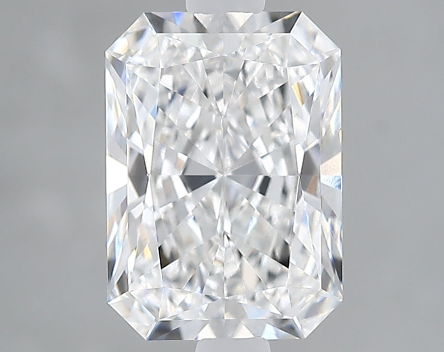 Lab-Grown 2.06 Carat Radiant Cut Diamond color E Clarity VVS1 With GIA Certificate, precious stones, engagement diamonds