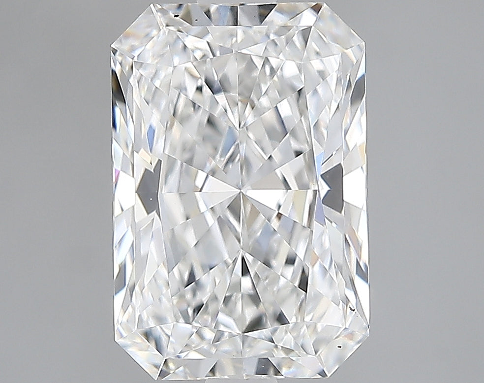 Lab-Grown 2.36 Carat Radiant Cut Diamond color E Clarity VVS2, precious stones, engagement diamonds