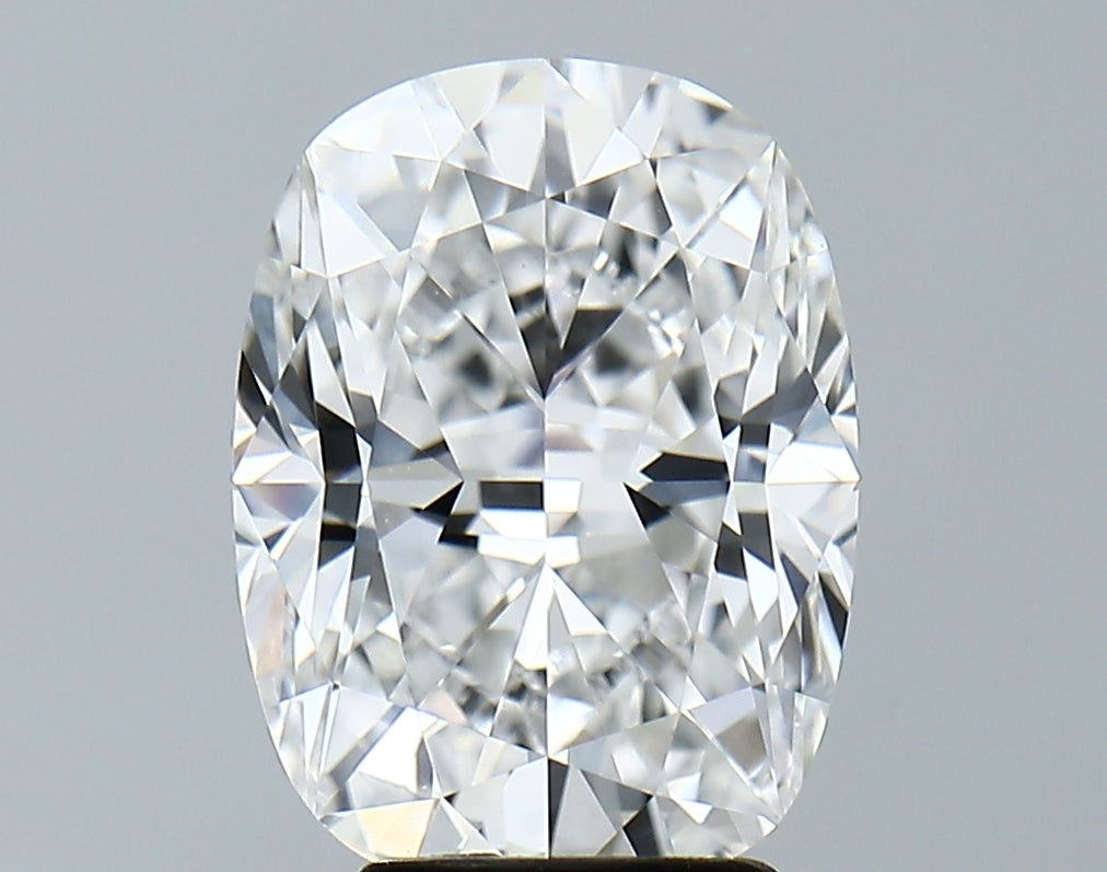 Lab-Grown 4.06 Carat Cushion Brilliant Diamond color E Clarity VVS2 With GIA Certificate, precious stones, engagement diamonds