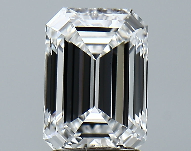 Lab-Grown 2.08 Carat Emerald Cut Diamond color E Clarity VVS2 With GIA Certificate, precious stones, engagement diamonds