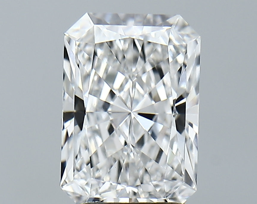 Lab-Grown 2.65 Carat Radiant Cut Diamond color E Clarity VVS2, precious stones, engagement diamonds
