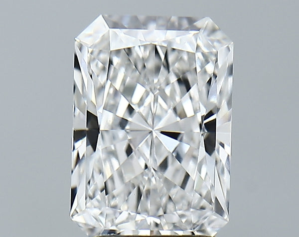 Lab-Grown 2.65 Carat Radiant Cut Diamond color E Clarity VVS2, precious stones, engagement diamonds