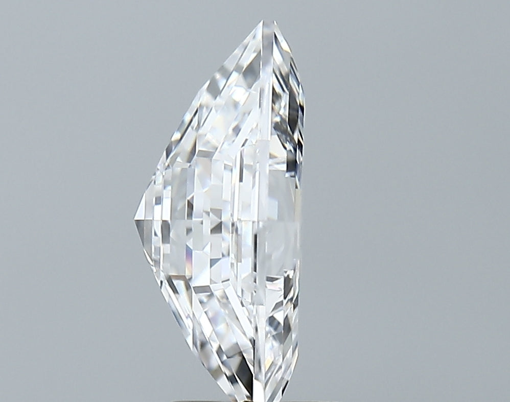 Lab-Grown 2.14 Carat Lozenge Step Cut Diamond color D Clarity VS1 With GIA Certificate, precious stones, engagement diamonds