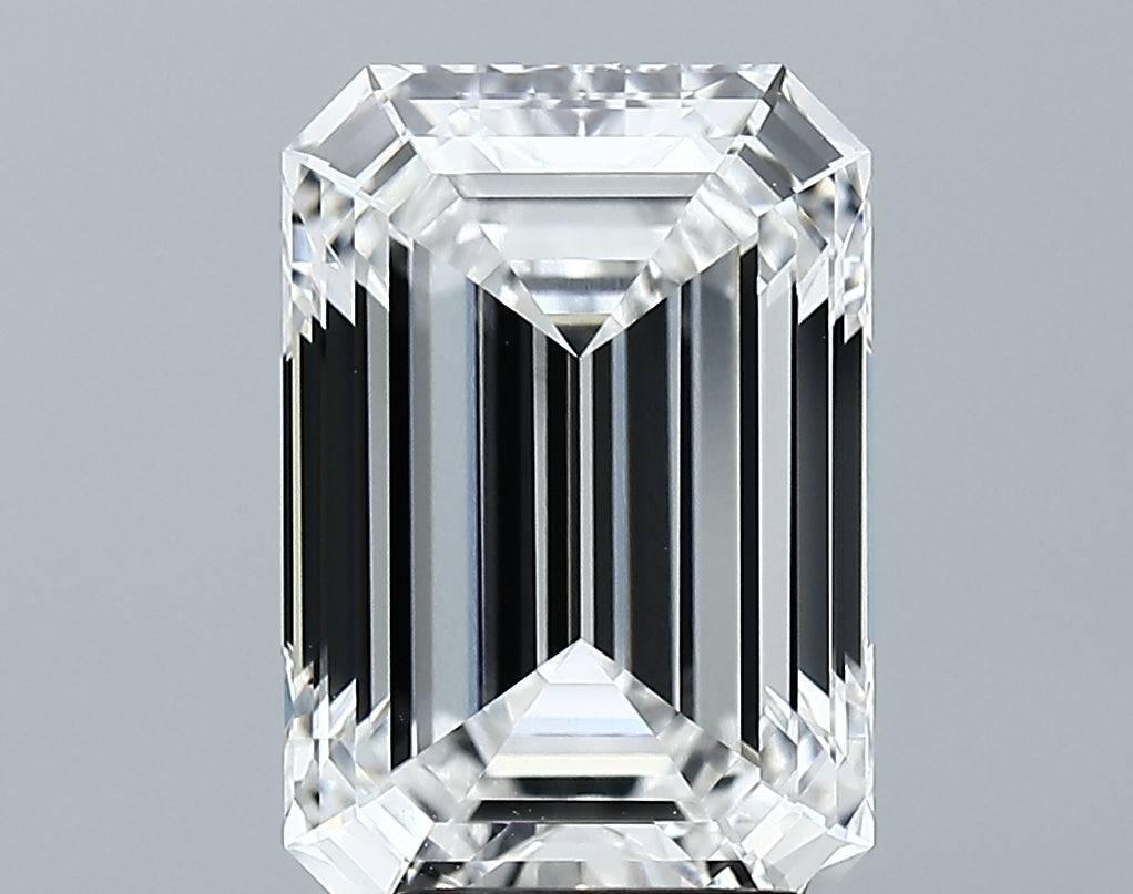Lab-Grown 4.54 Carat Emerald Cut Diamond color E Clarity VVS2 With GIA Certificate, precious stones, engagement diamonds