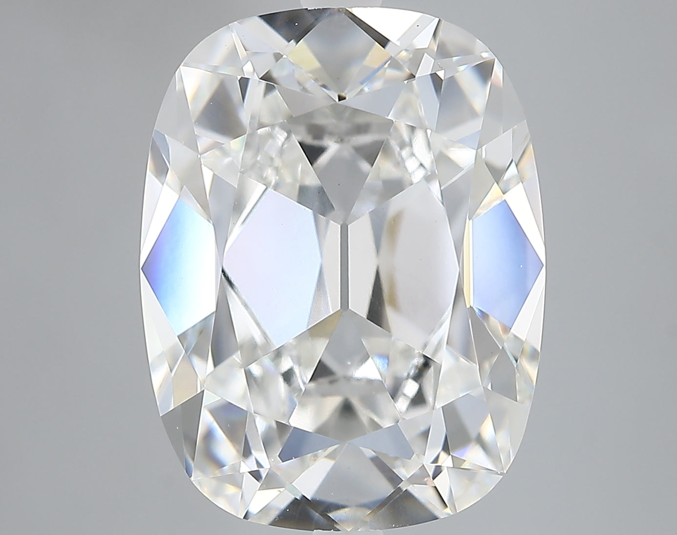 Lab-Grown 7.51 Carat Antique Cushion Cut Diamond color E Clarity VS1, precious stones, engagement diamonds