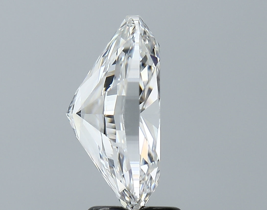 Lab-Grown 4.53 Carat Cushion Brilliant Diamond color E Clarity VS1 With GIA Certificate, precious stones, engagement diamonds